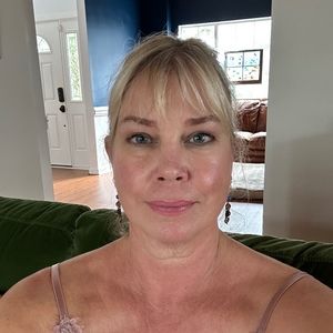 Meet your Posher, Marilyn